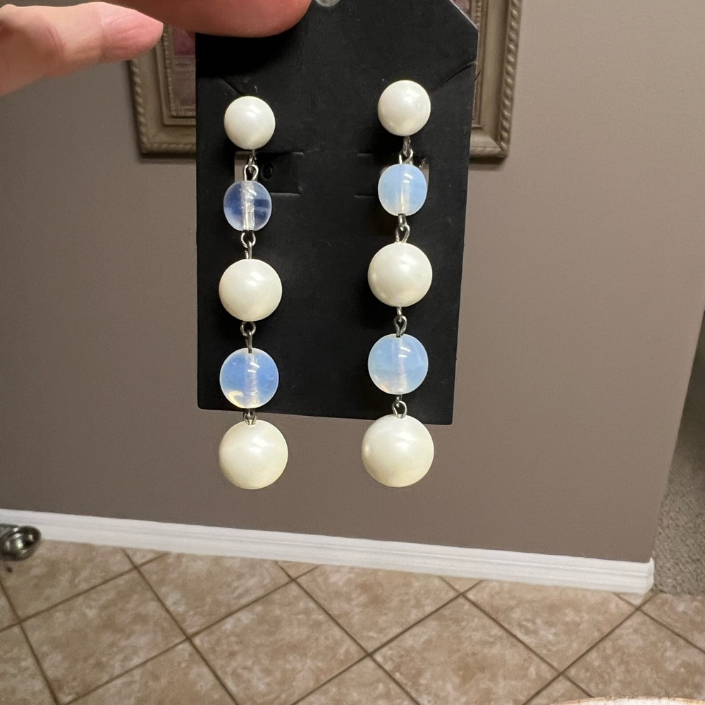 Vintage Marvella Faux Pearl Dangle Clip on Earrings